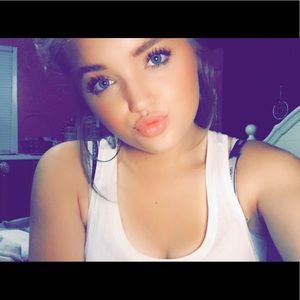 Meet your Posher, Jasmine